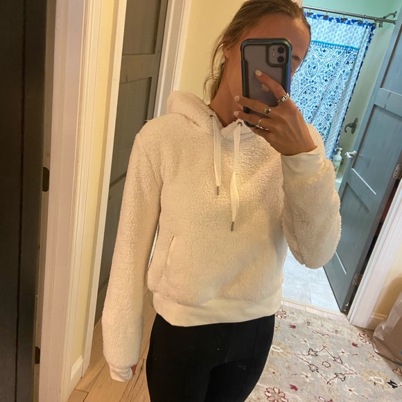 fleece pullover sweatshirt - Picture 5 of 5